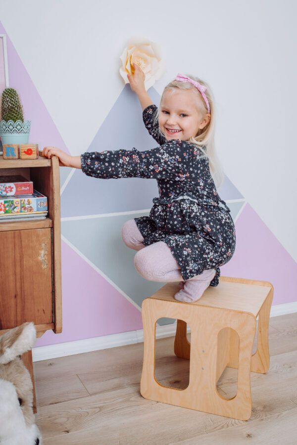 Kuubiktool väike PUVICO, Montessori, laste mööbel, astmepink